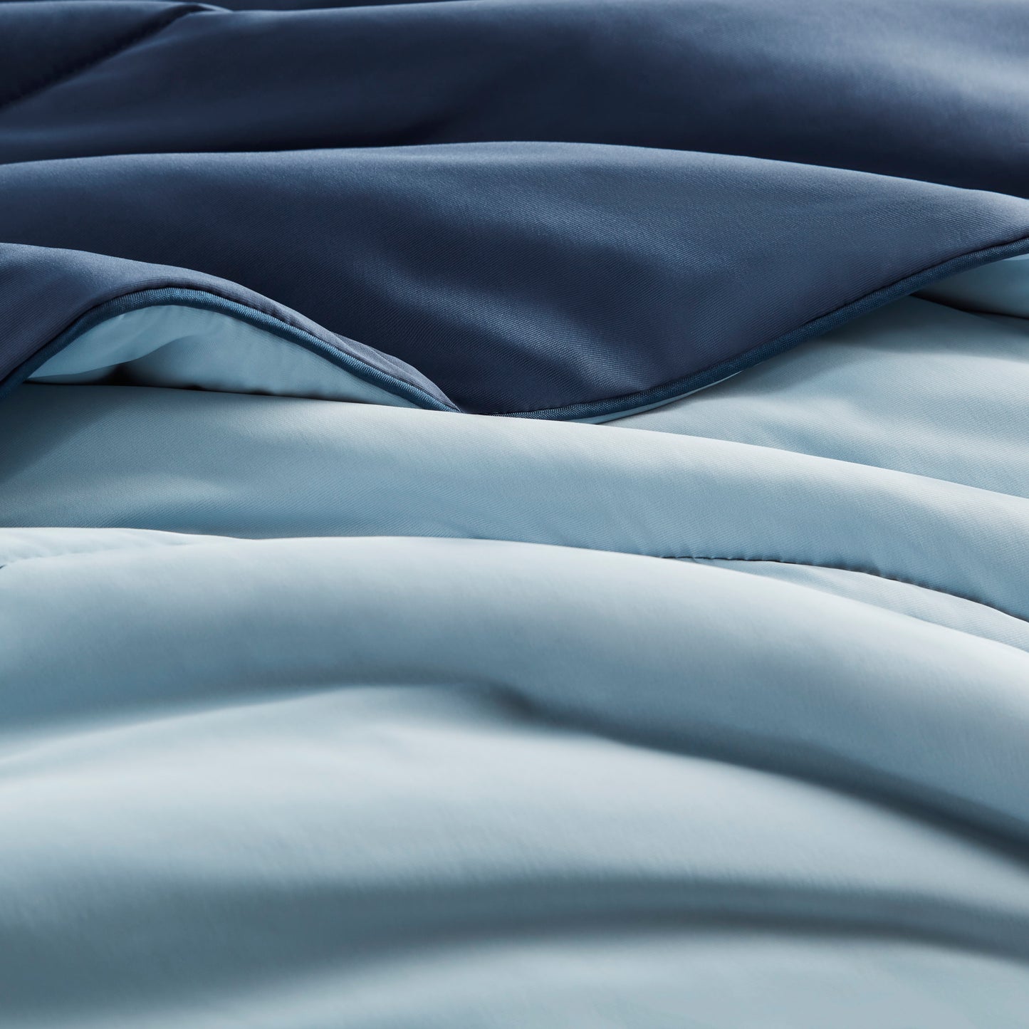 Cooling Reversible Tencel Comforter Blanket