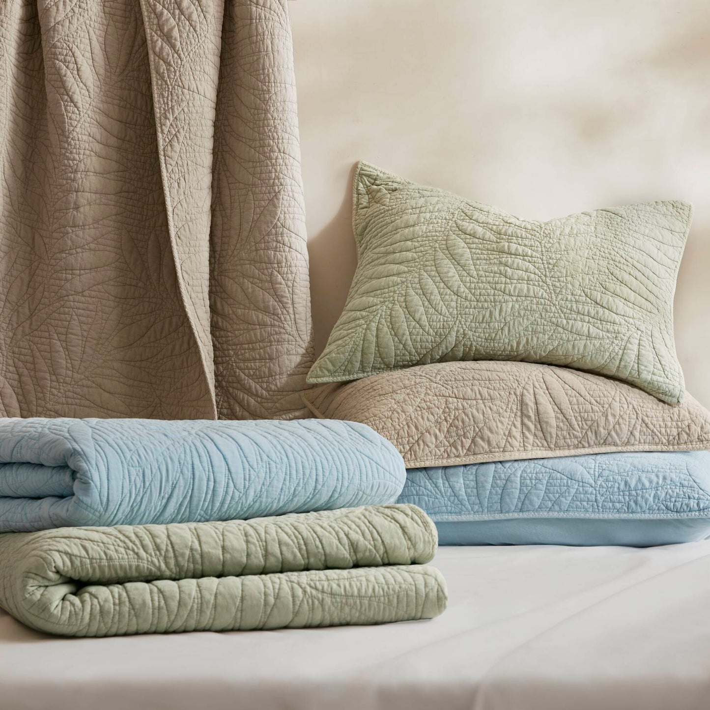 Botanical Leaves  Quilt Set