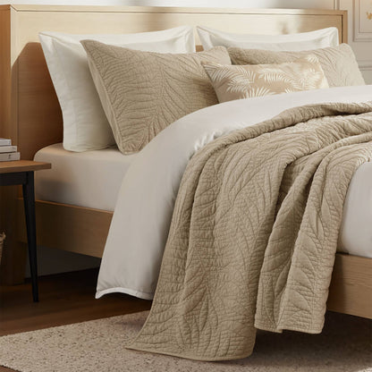 Botanical Leaves  Quilt Set