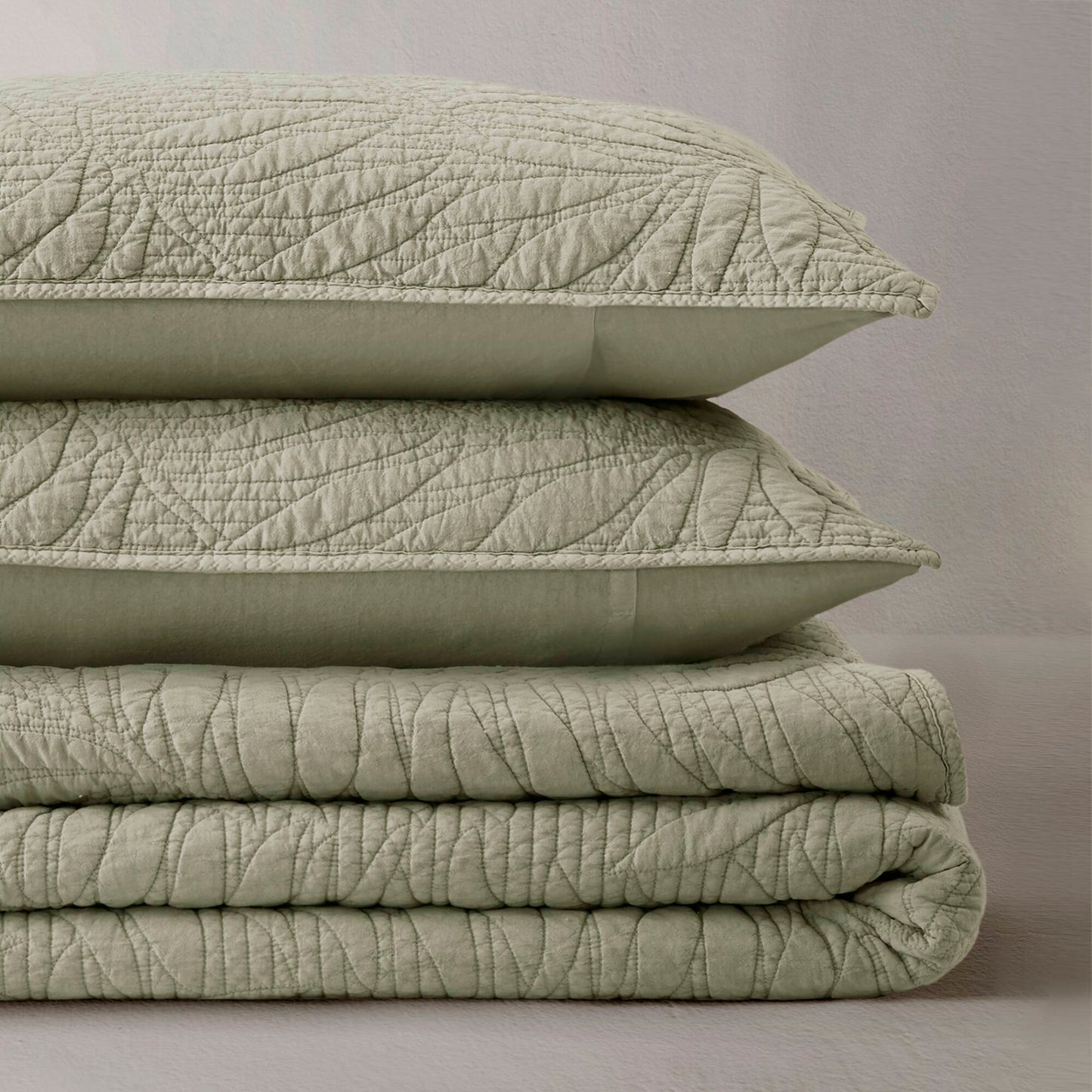 Botanical Leaves  Quilt Set