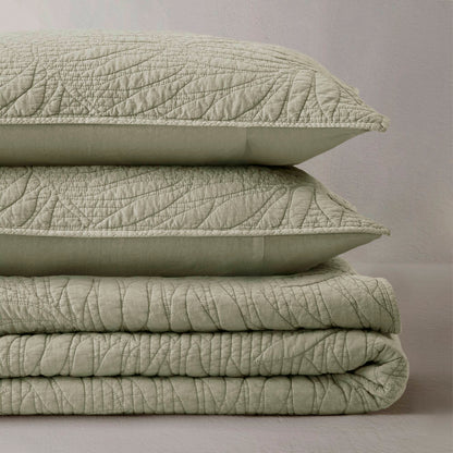 Botanical Leaves  Quilt Set