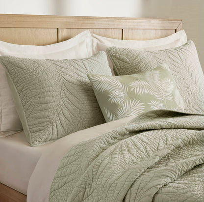 Botanical Leaves  Quilt Set