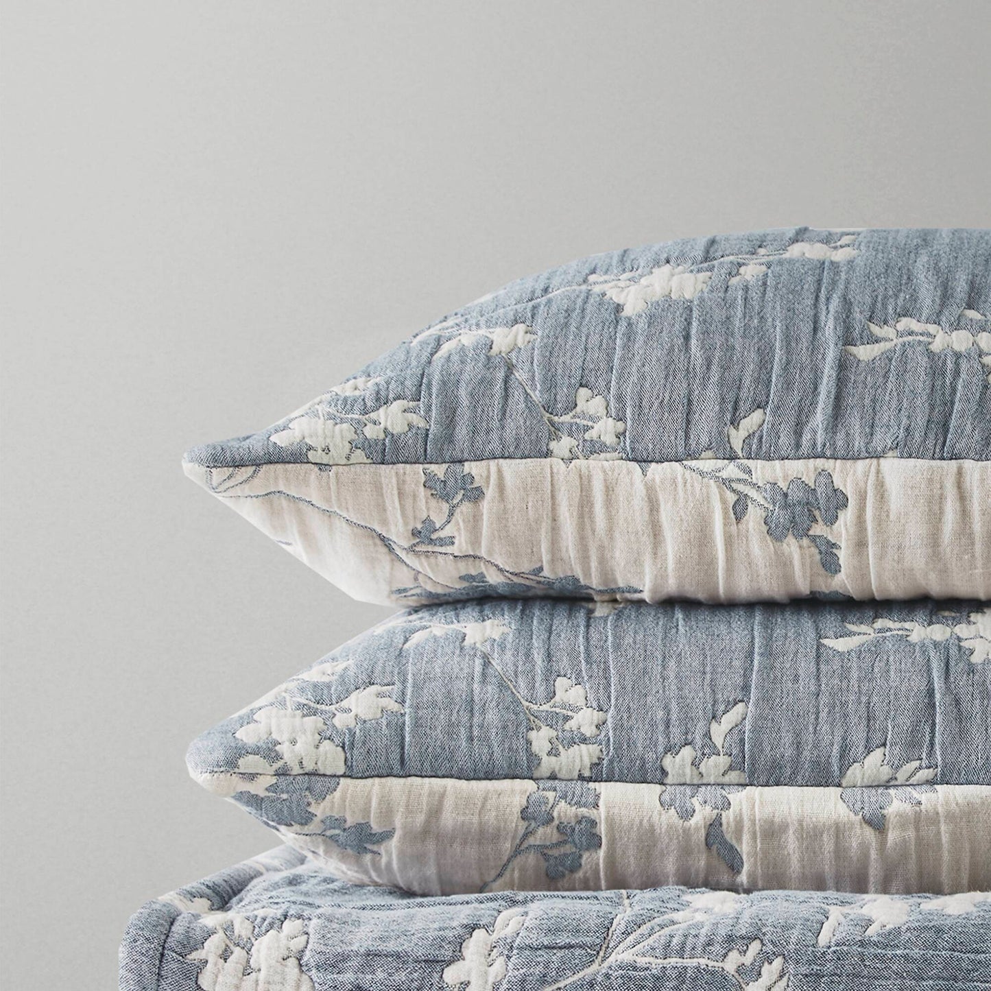 Catalina Botanical 3 Piece Jacquard Cotton Gauze Quilt Set