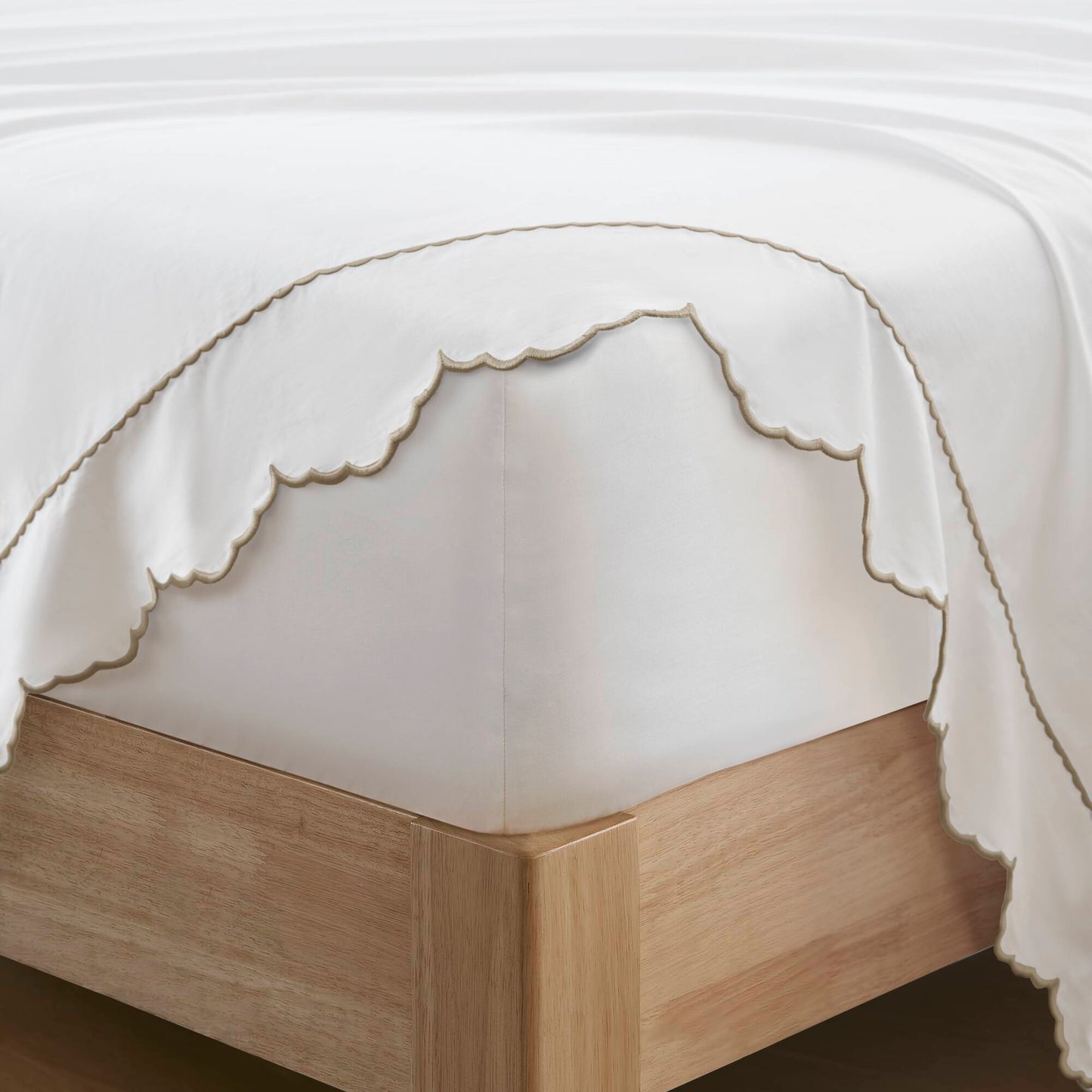 Brielle Scalloped Edge 4 Piece Cotton Sheet Set