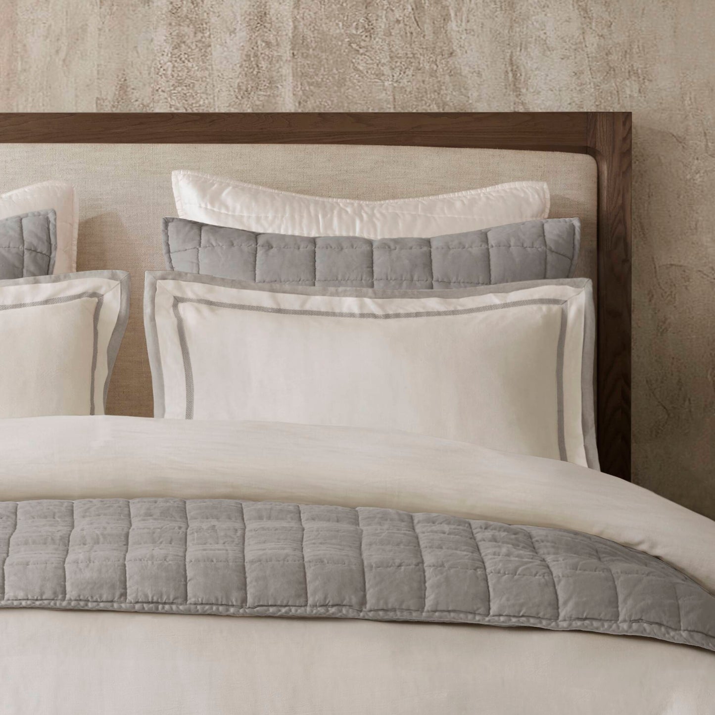 Linen Blend Double Flange Duvet Cover Set