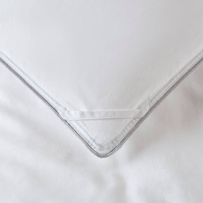 White Goose Down 100% Cotton Shell Comforter