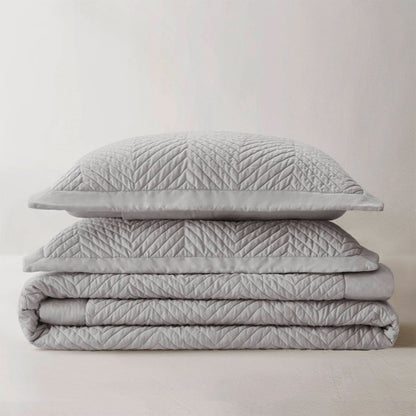 Liam Quilt Set