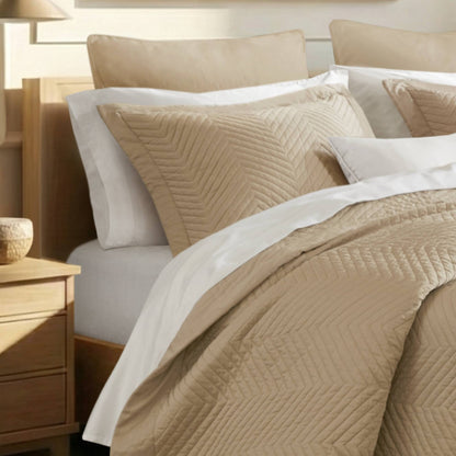 Liam Quilt Set
