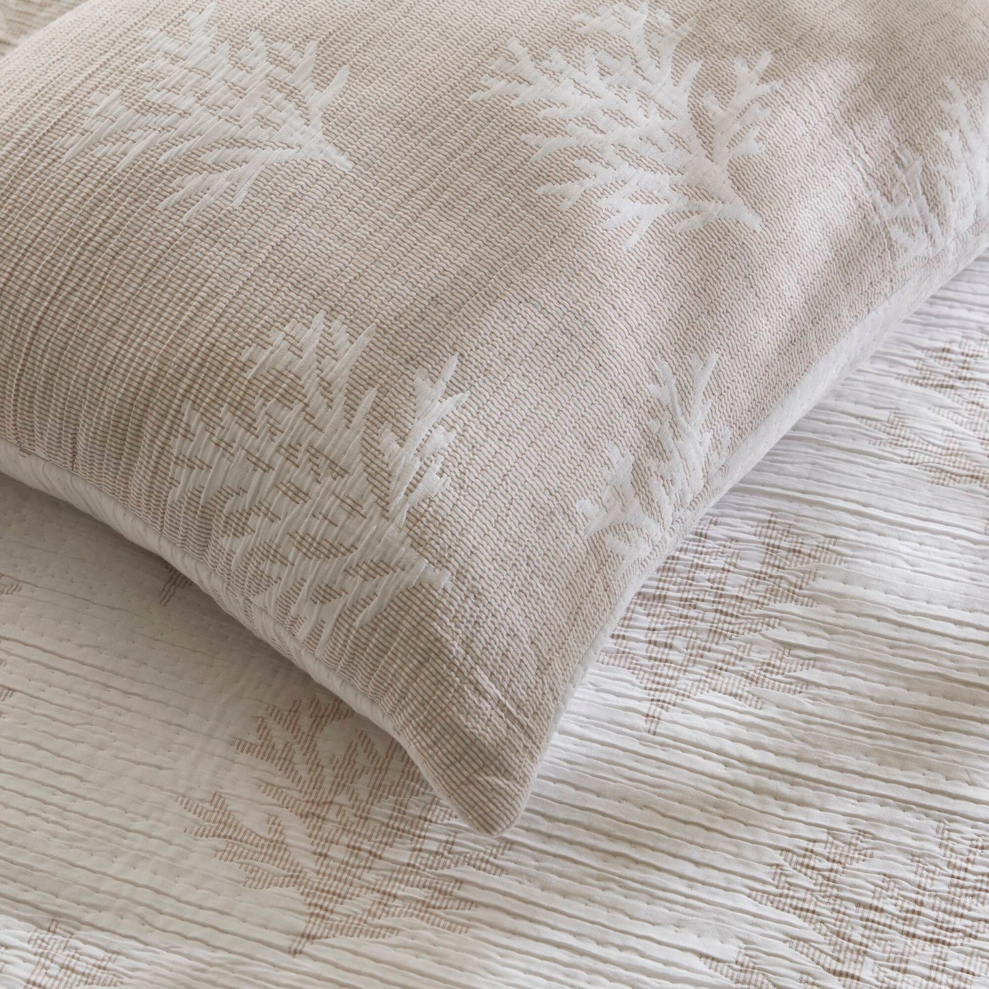 Mia Coral 3-Piece Quilt Mini Set