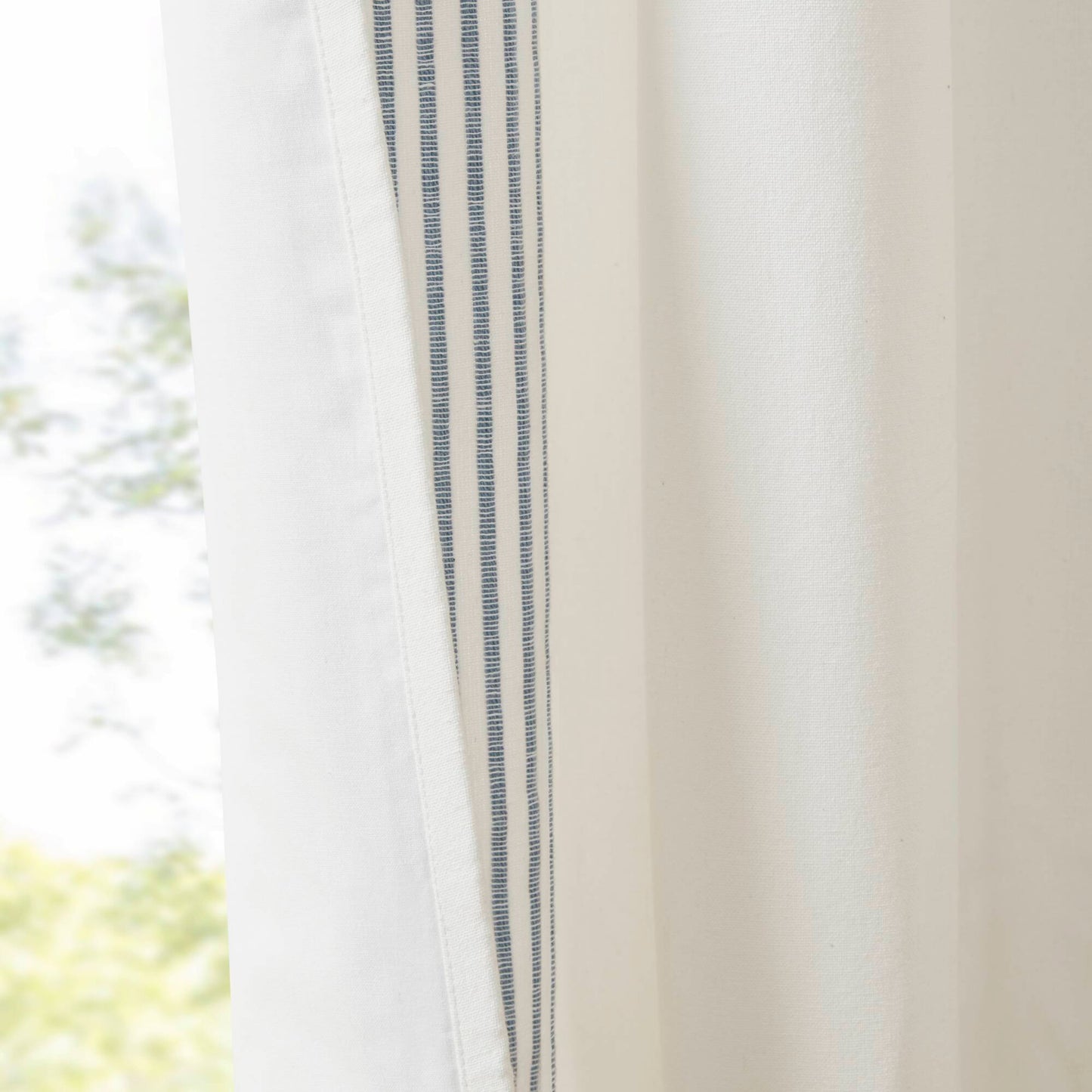 Morgan 2 Window Panels with 16 Rings