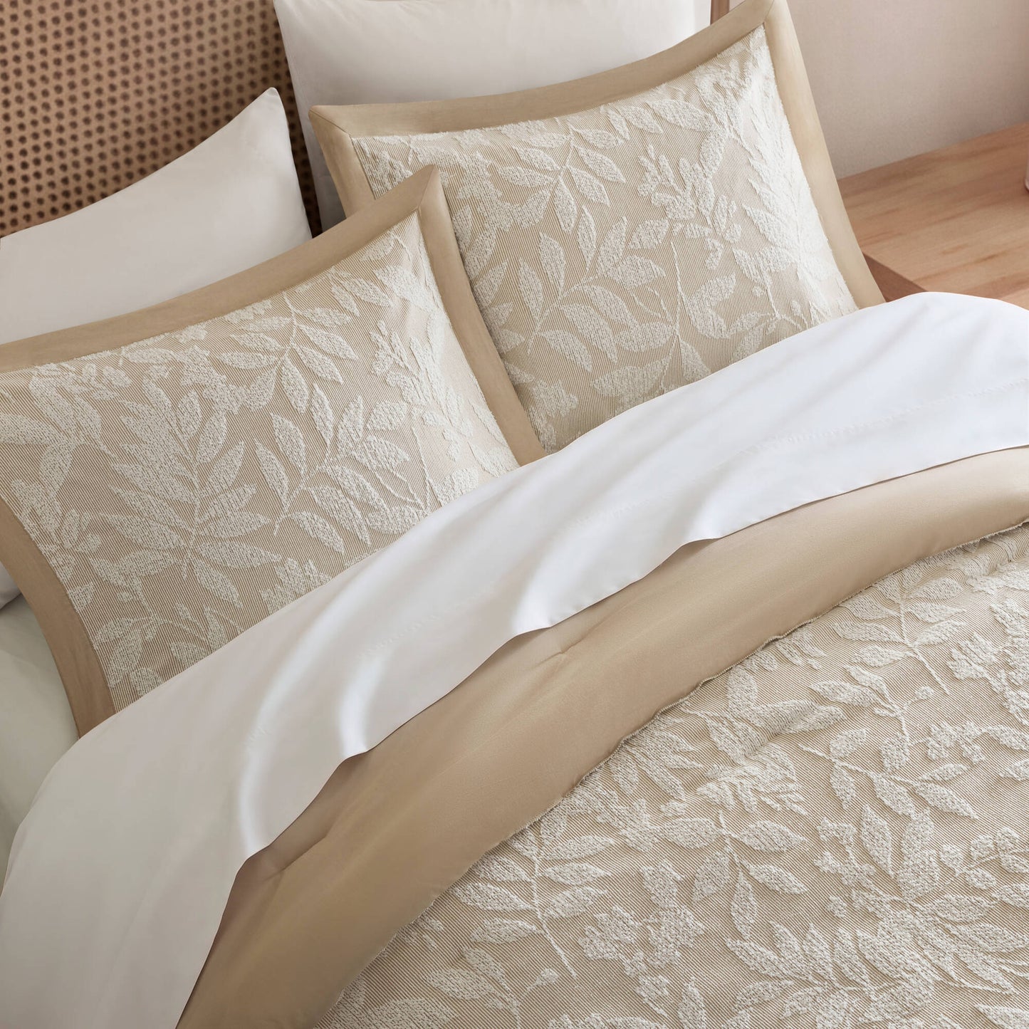 Solace Leaf Cotton Blend Botanical Jacquard Comforter Set