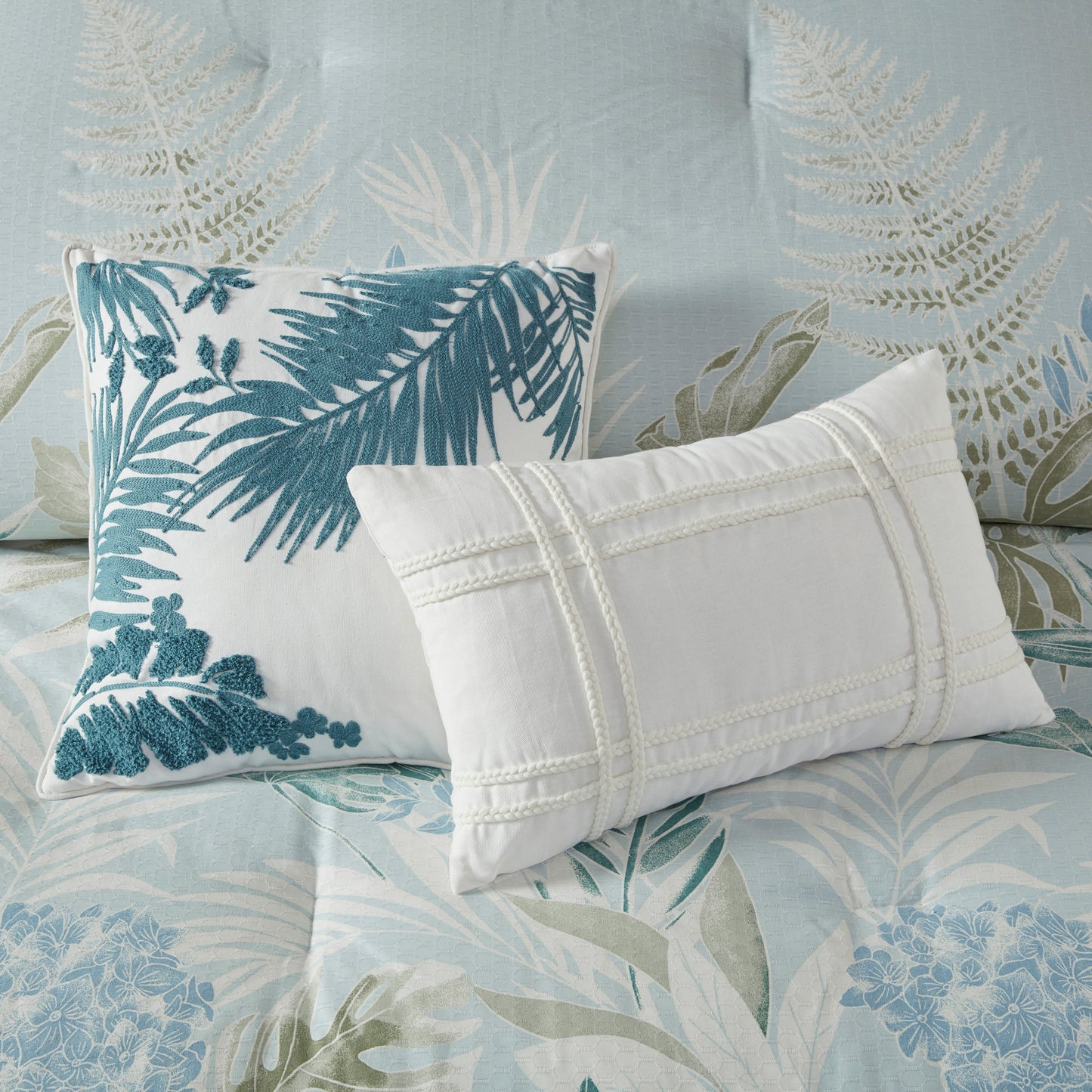 Kiawah Island 6-Piece Oversized Cotton Comforter Set with Throw Pillow